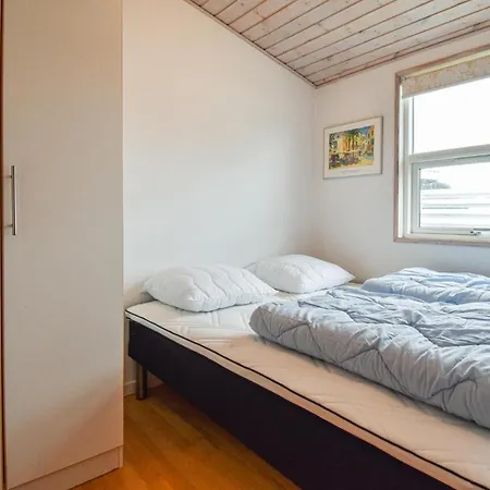 Prázdninový dům In With House Sea View